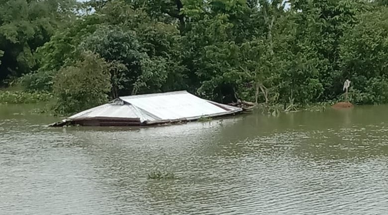 বানভাসি শিলচরে দু’দিন